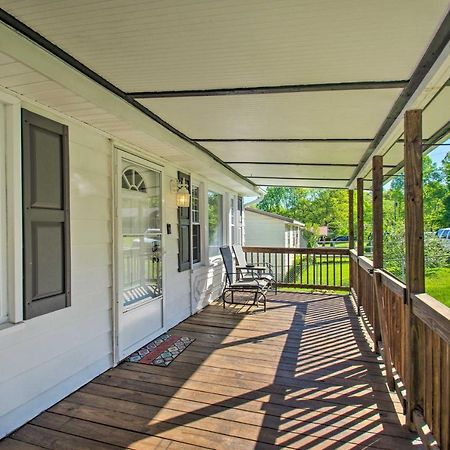 Dog-Friendly Fayetteville Home With Hot Tub! المظهر الخارجي الصورة