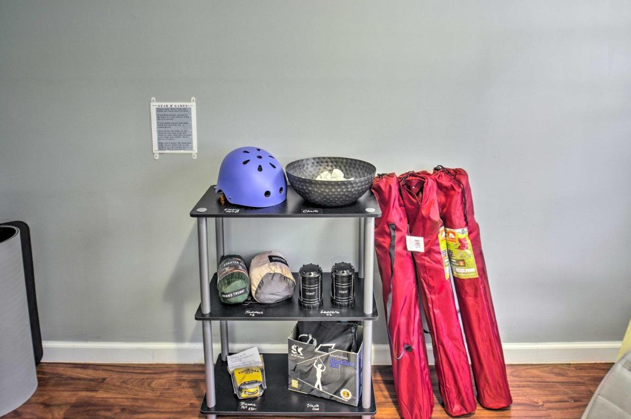Dog-Friendly Fayetteville Home With Hot Tub! المظهر الخارجي الصورة